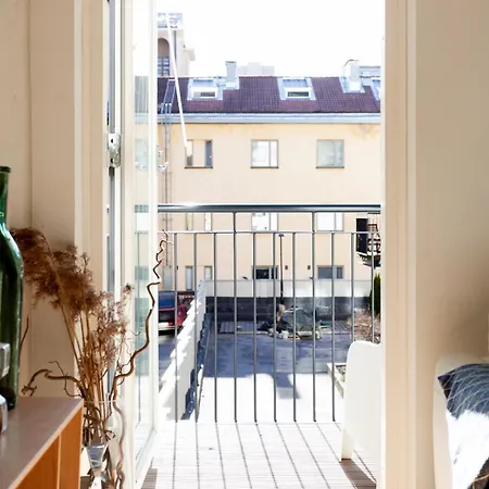 Appartement ---2ndhomes Stylish With Balcony--- *