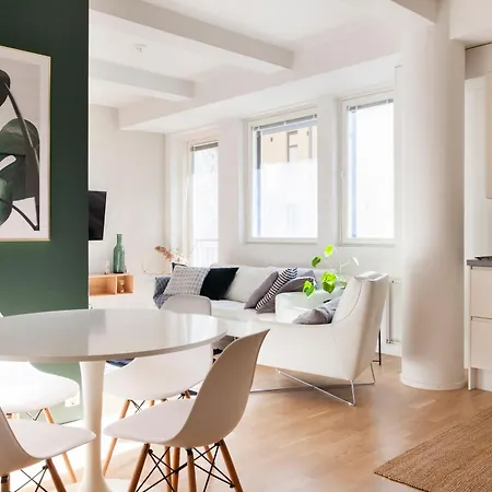 Apartment 2ndhomes Stylish With Balcony Helsinki